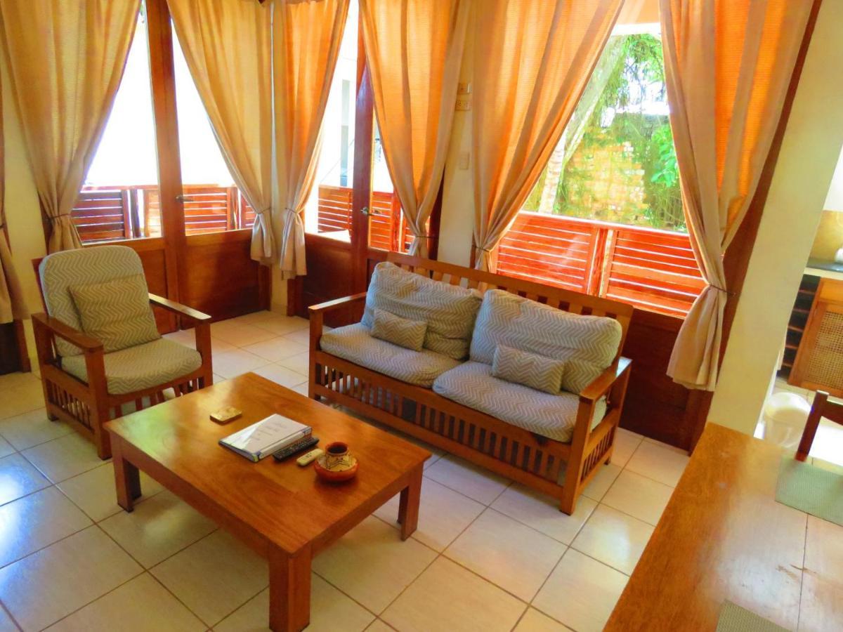 Boulevard 251 Riverside Apartments إكيتوس المظهر الخارجي الصورة