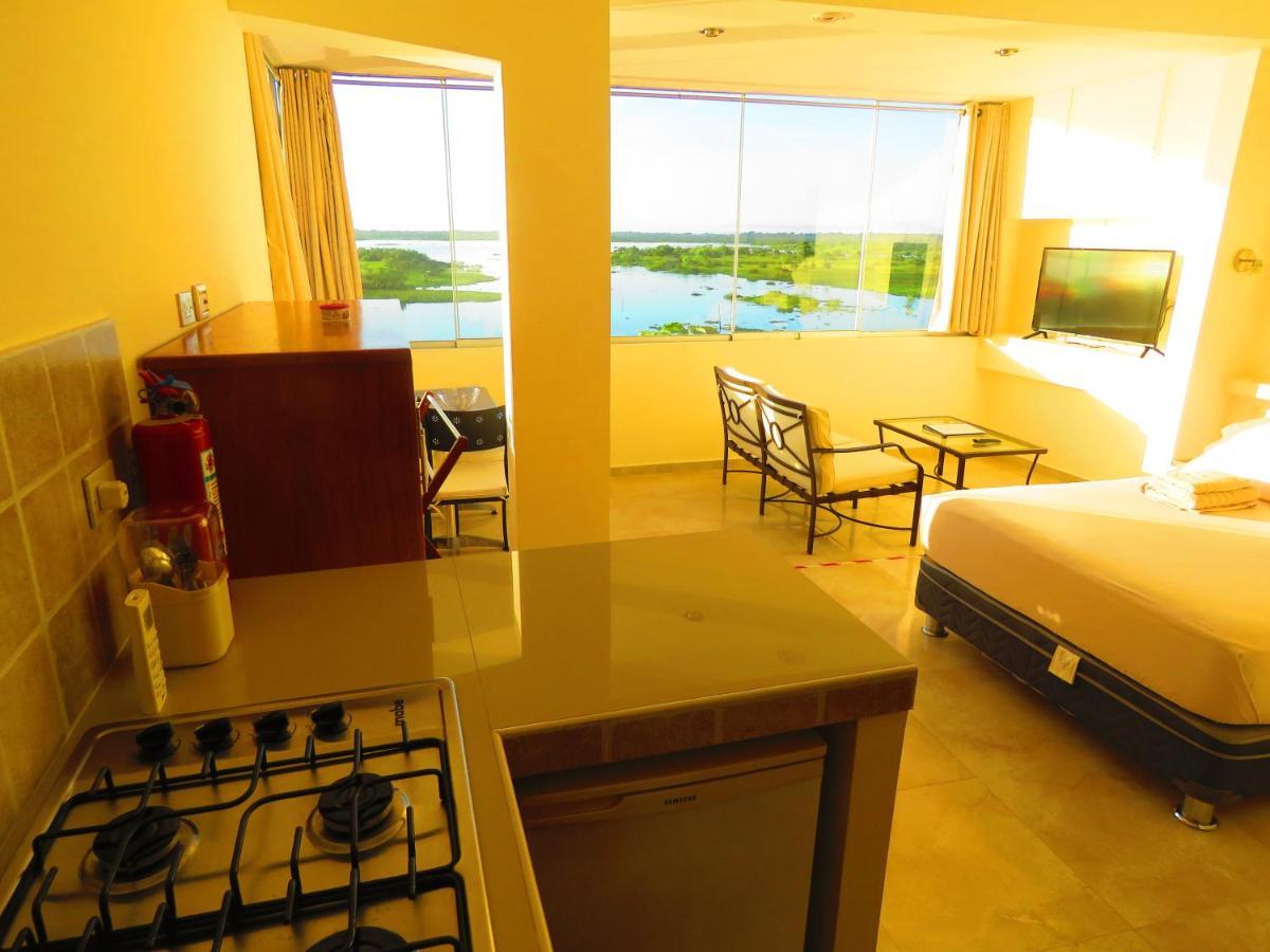 Boulevard 251 Riverside Apartments إكيتوس المظهر الخارجي الصورة