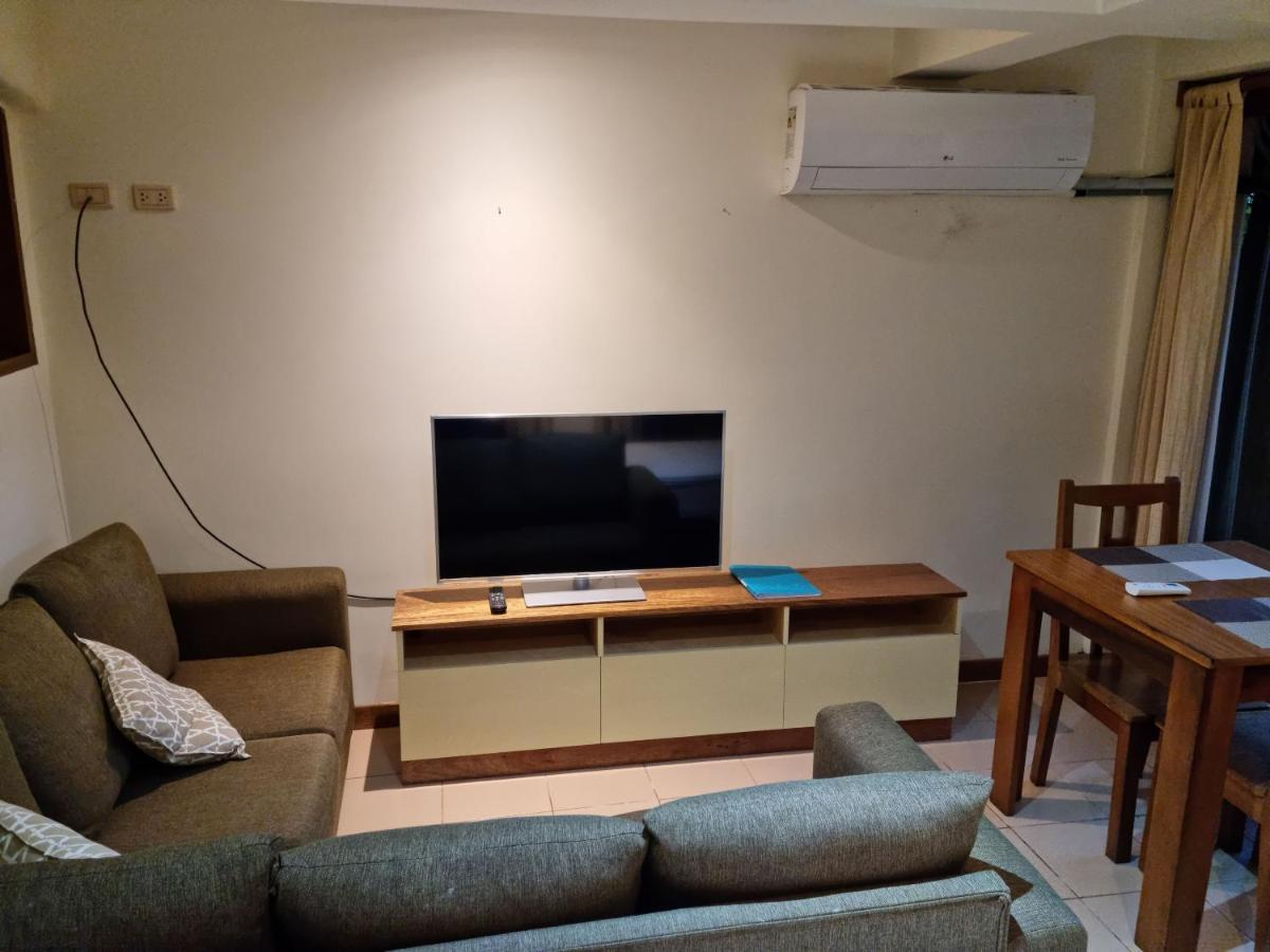 Boulevard 251 Riverside Apartments إكيتوس المظهر الخارجي الصورة