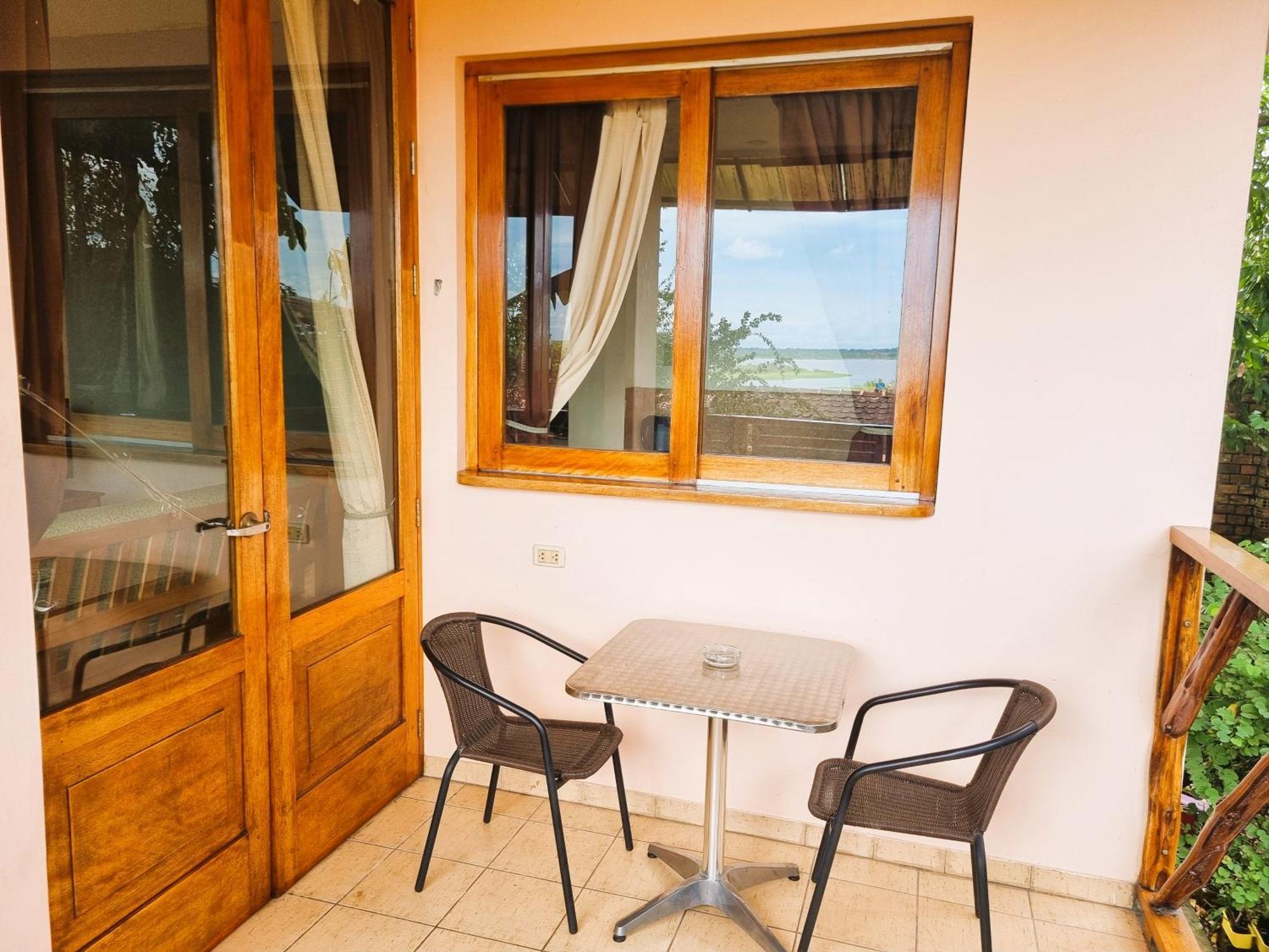 Boulevard 251 Riverside Apartments إكيتوس الغرفة الصورة