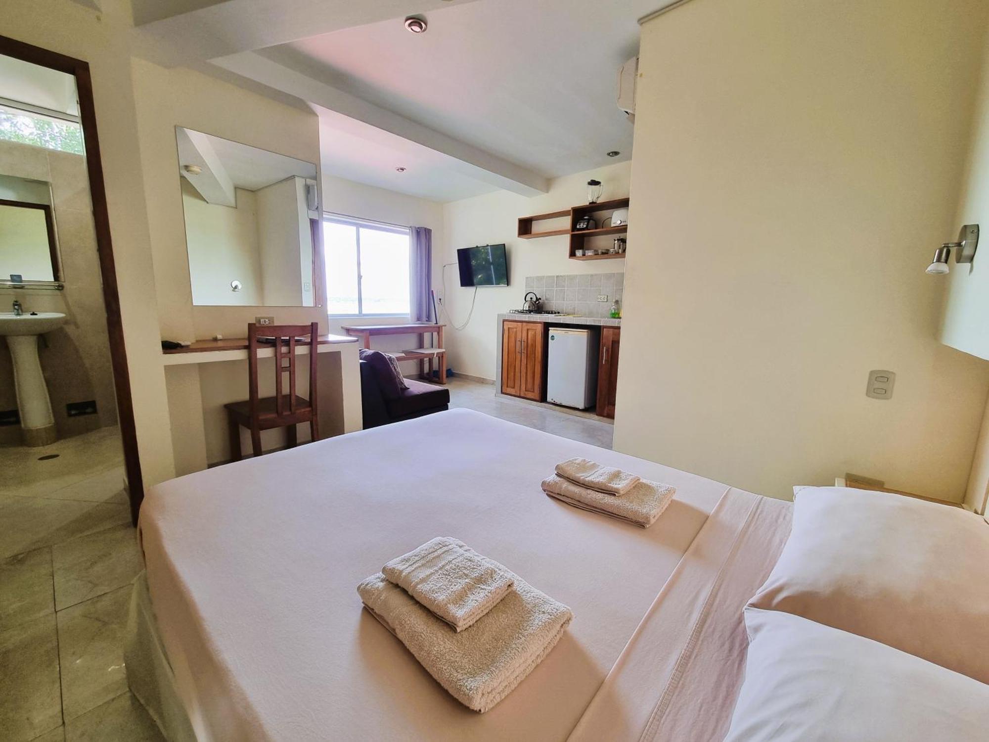 Boulevard 251 Riverside Apartments إكيتوس الغرفة الصورة