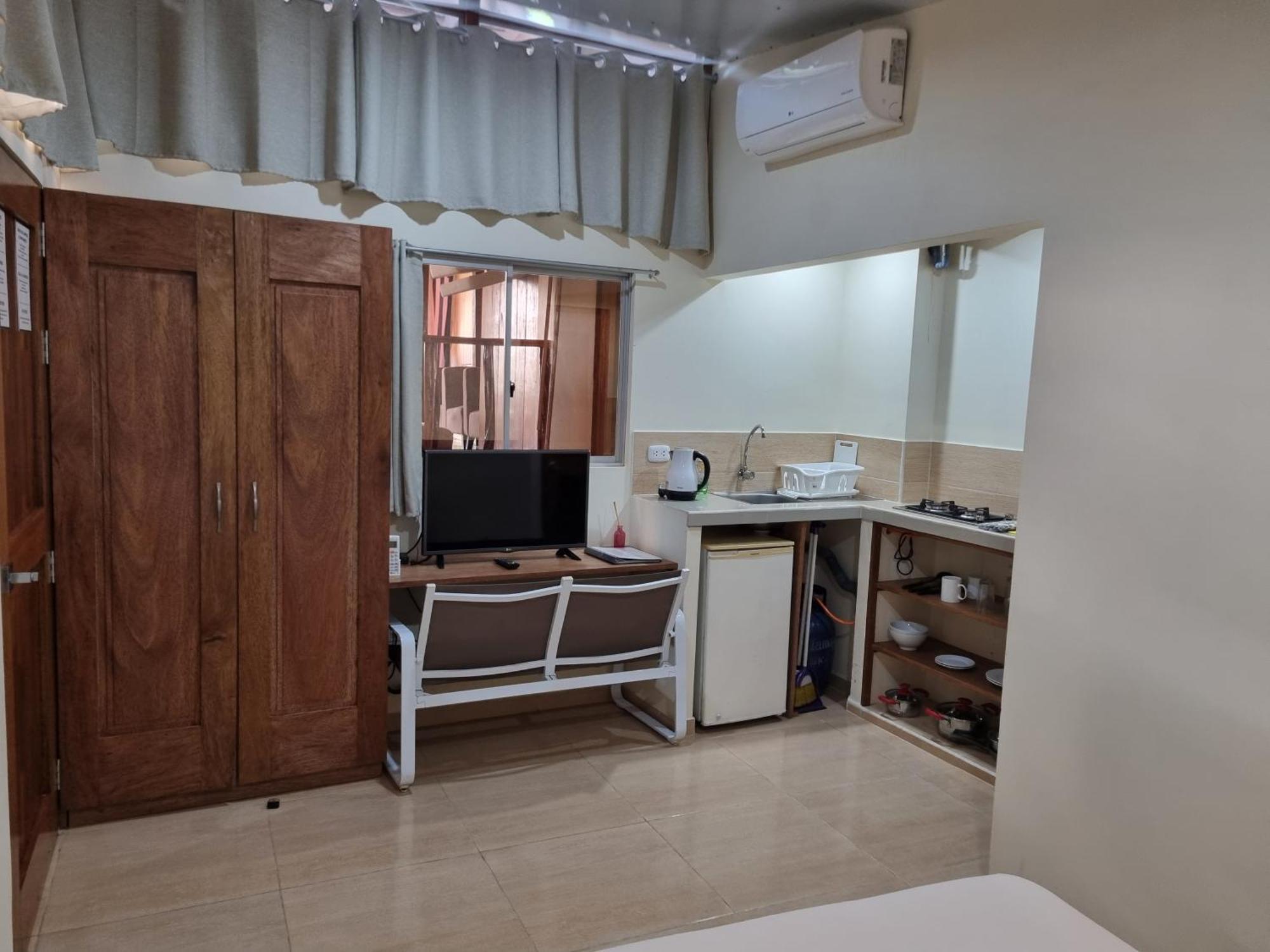 Boulevard 251 Riverside Apartments إكيتوس المظهر الخارجي الصورة