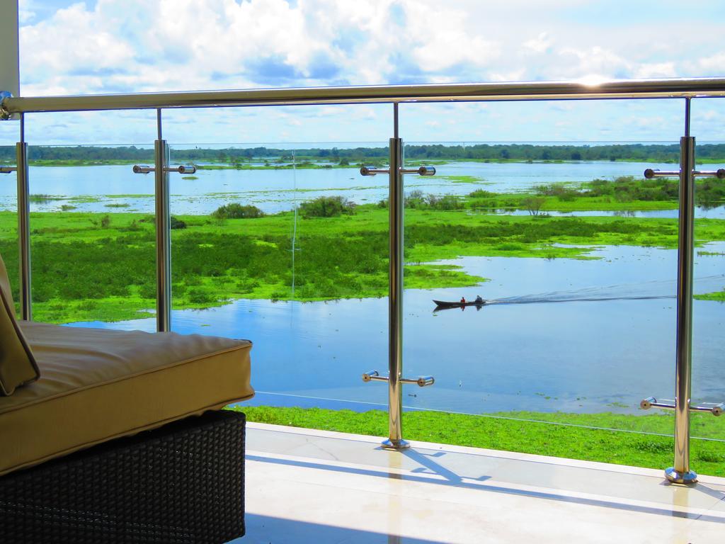Boulevard 251 Riverside Apartments إكيتوس المظهر الخارجي الصورة