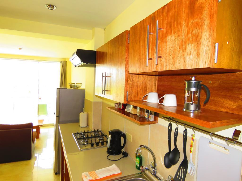 Boulevard 251 Riverside Apartments إكيتوس المظهر الخارجي الصورة